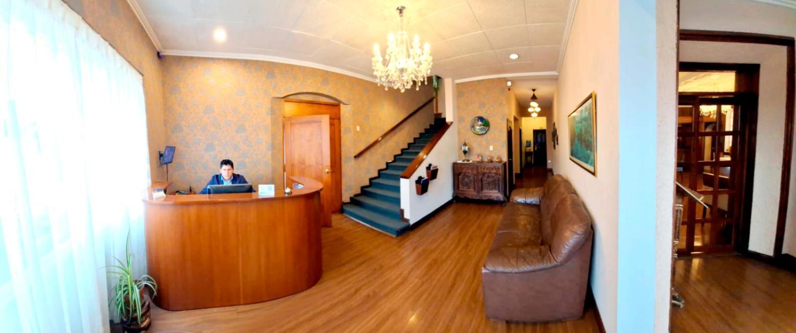 Hotel La Casona กูเอ็งกา ภายนอก รูปภาพ