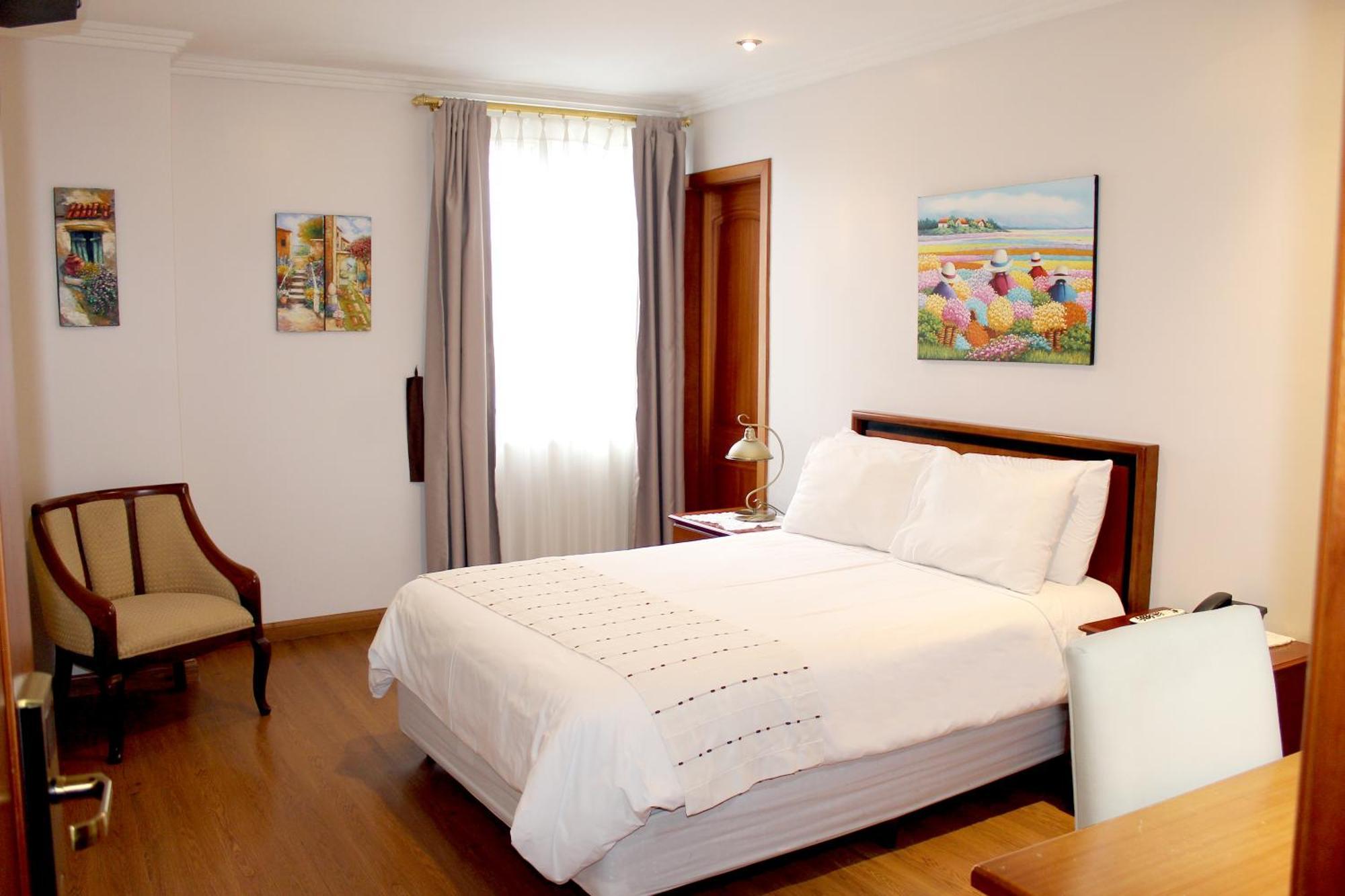 Hotel La Casona กูเอ็งกา ภายนอก รูปภาพ