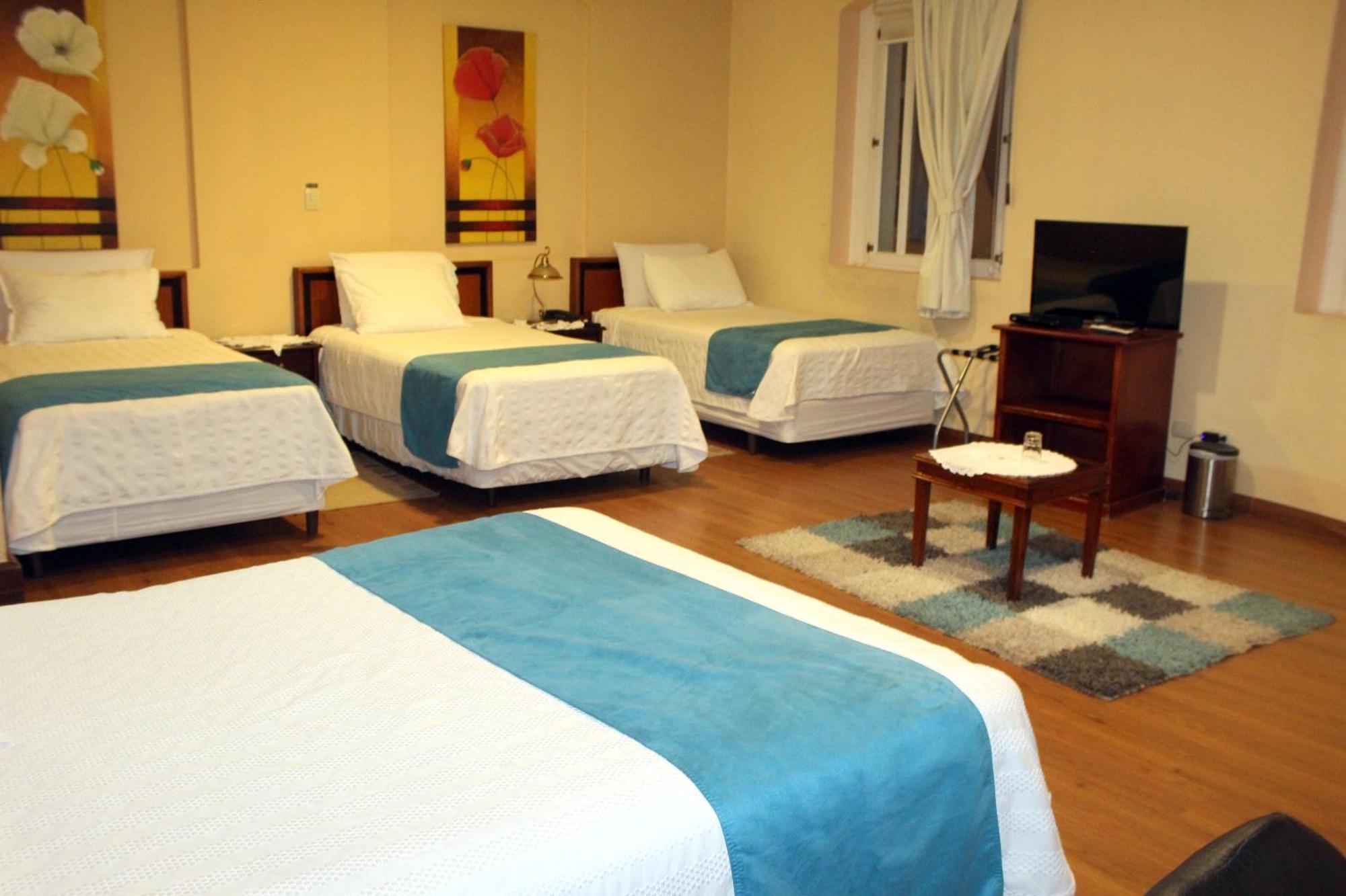 Hotel La Casona กูเอ็งกา ภายนอก รูปภาพ