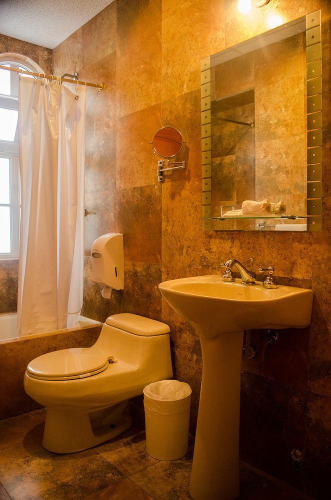 Hotel La Casona กูเอ็งกา ภายนอก รูปภาพ
