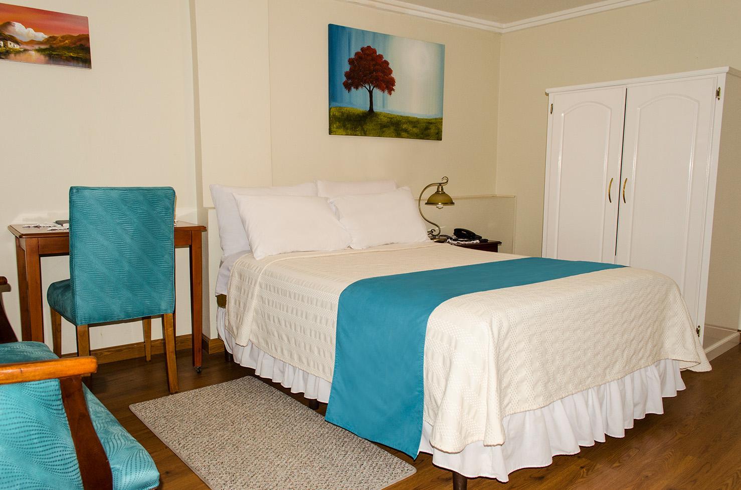 Hotel La Casona กูเอ็งกา ภายนอก รูปภาพ