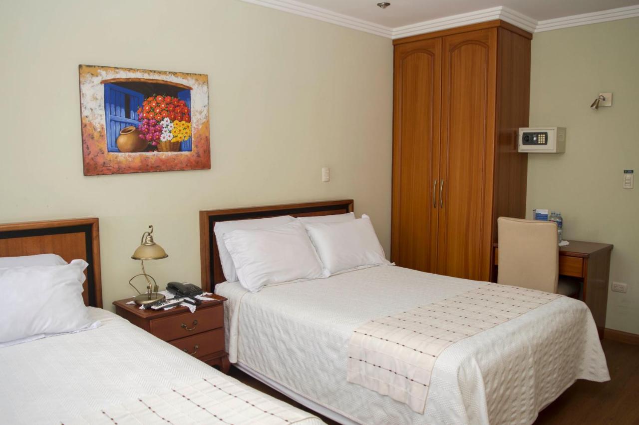 Hotel La Casona กูเอ็งกา ภายนอก รูปภาพ