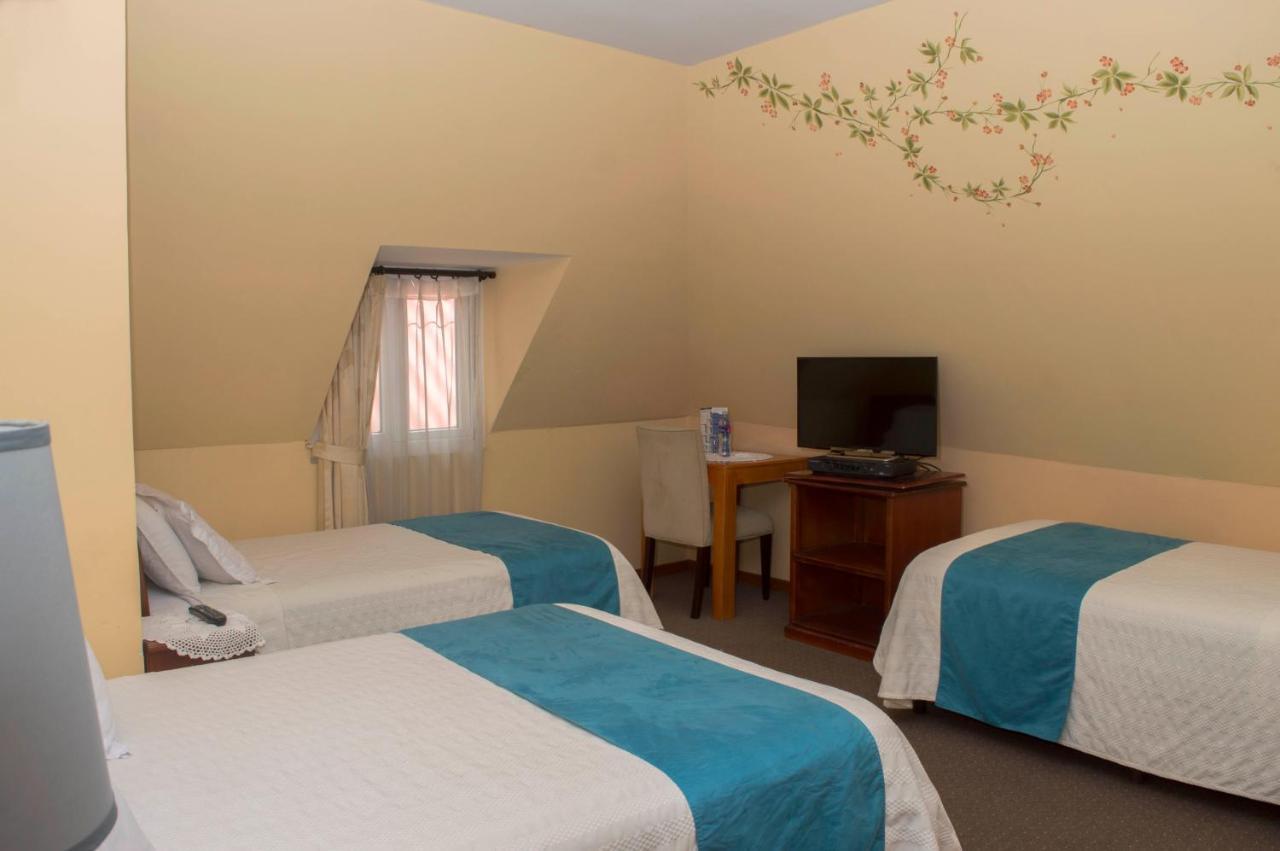 Hotel La Casona กูเอ็งกา ภายนอก รูปภาพ